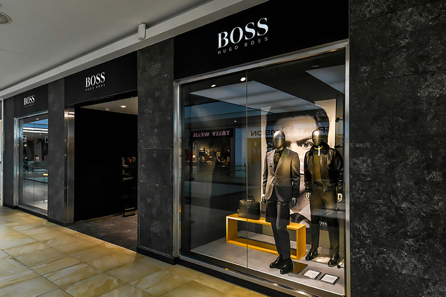 HUGO BOSS – NOVOOTVORENO !! – Mall of Split