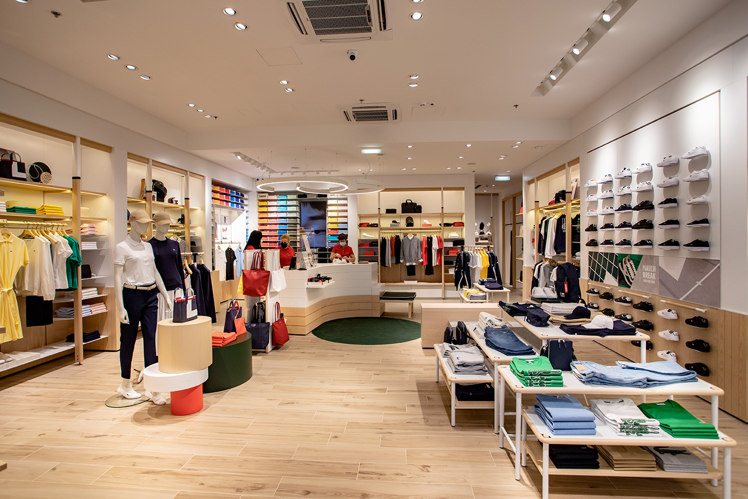 Lacoste – Mall of Split